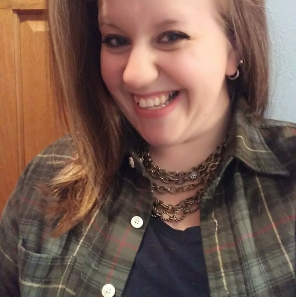 Meet your Posher, Diana - Picture 3 of 7